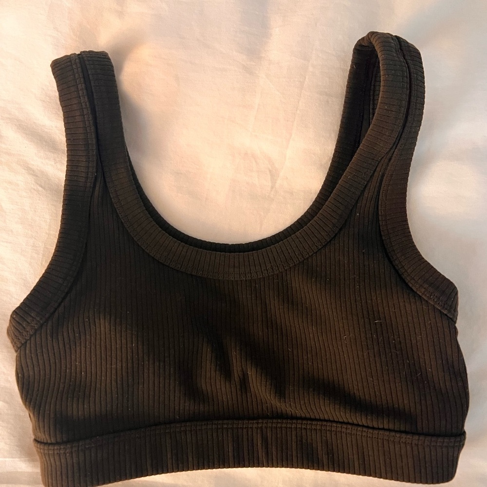 Alo sports bra
